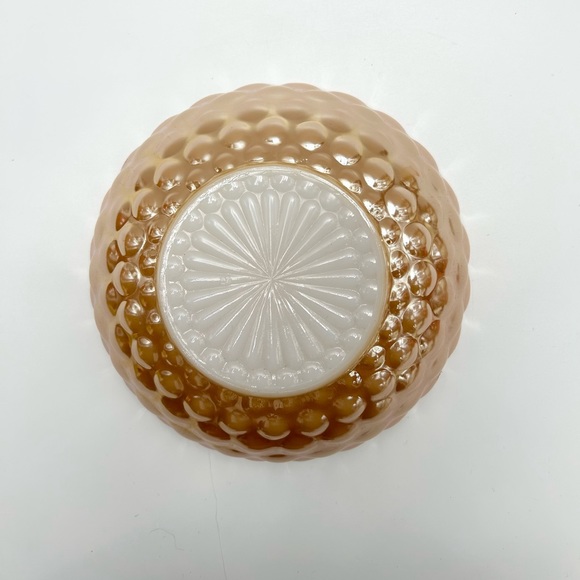 🔥👑⚓️🍑🧡🤍Fire King Anchor Hocking - Vintage Peach Lustre Large Bubble Bowl. - Picture 13 of 16